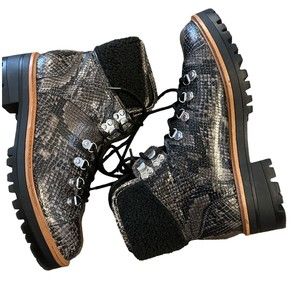 Marc Fisher Womens Isalia Faux Snake Skin  Sherpa Boots Shoes Size 8.5 Hiking